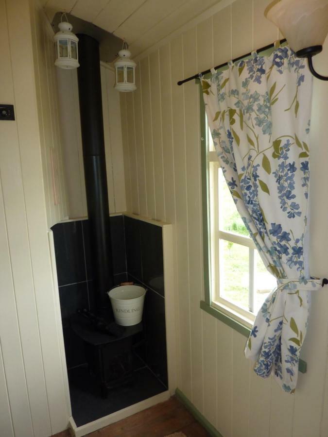 The Buteland Stop Rosie Off Grid Shepherds Hut Bellingham Zewnętrze zdjęcie
