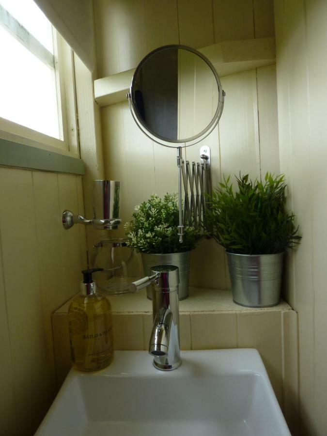 The Buteland Stop Rosie Off Grid Shepherds Hut Bellingham Zewnętrze zdjęcie